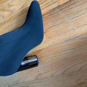 Zara Shoes - Black shock ankle boots Zara Shoes - Black shock ankle boots
